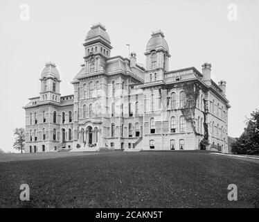 Hall of Languages, Syracuse University, Syracuse, New York, Etats-Unis, Detroit Publishing Company, 1904 Banque D'Images