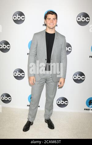 LOS ANGELES - 5 FÉVRIER : JT Neal au Disney ABC Television Winter Press Tour appel photo à l'hôtel Langham Huntington le 5 février 2019 à Pasadena, CA Banque D'Images