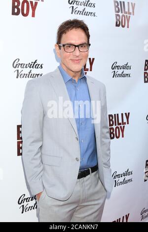 LOS ANGELES - 12 JUIN : Robert J Ulrich à la première « Billy Boy » de Los Angeles au Laemmle Music Hall le 12 juin 2018 à Beverly Hills, Californie Banque D'Images