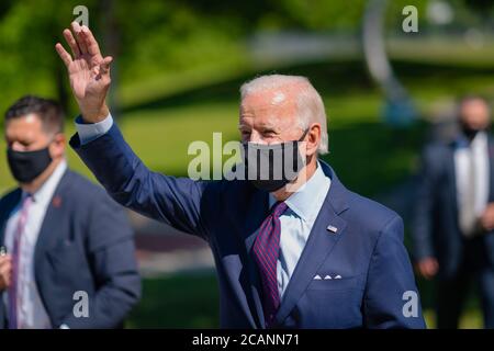 LANCASTER, PA, États-Unis - 25 juin 2020 - le candidat à la présidence des États-Unis Joe Biden lors d'une discussion avec les familles locales sur la protection de l'Affordable Care Act - L. Banque D'Images