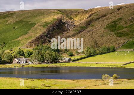 Watendlath Tarn dans le district des lacs, Angleterre Banque D'Images