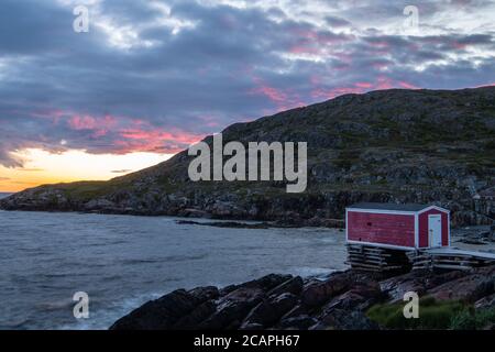 Ciel au coucher du soleil, Fogo, Terre-Neuve-et-Labrador, T.-N.-L., Canada Banque D'Images