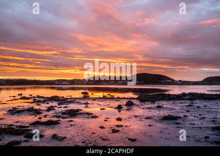 Lever du soleil au-dessus du port de St. Anthony, St. Anthony (Terre-Neuve-et-Labrador) T.-N.-L., Canada Banque D'Images