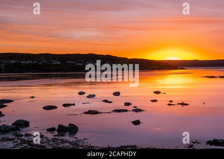 Lever du soleil au-dessus du port de St. Anthony, St. Anthony (Terre-Neuve-et-Labrador) T.-N.-L., Canada Banque D'Images