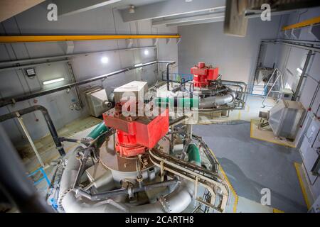 Intérieur de l'usine de traitement des eaux usées AS-Samra à Zarqa, Jordanie. Banque D'Images