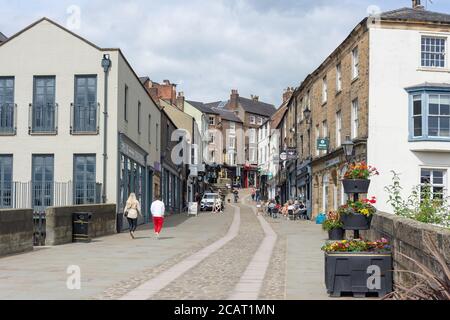 Street Cafe, Elvet Bridge, Durham, comté de Durham, Angleterre, Royaume-Uni Banque D'Images