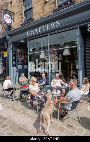 Chapters Street Cafe, Elvet Bridge, Durham, Comté de Durham, Angleterre, Royaume-Uni Banque D'Images