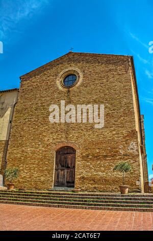 Église Sant'Agostino à San Gimignano, Italie Banque D'Images