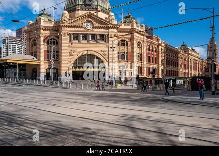 Melbourne, Victoria, Australie. 09e août 2020. Le CBD de Melbourne a déserté à l'occasion de la journée la plus meurtrière de Victoria le dimanche 9 août 2020, lors de l'éclusage de la phase 4 de COVID-19, alors que Premiere Daniel Andrews annonce 17 décès par le virus. Credit: Joshua Preston/Alay Live News Banque D'Images