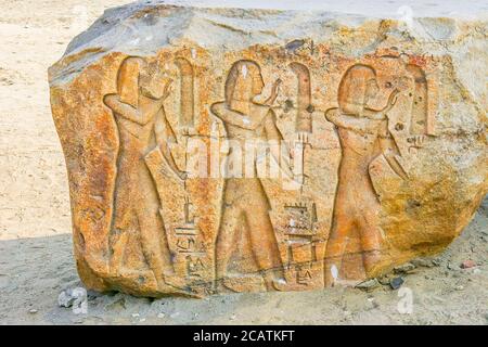 Egypte, Delta du Nil, Tanis, exposition de plusieurs objets anciens : procession des porteurs de fanatiques. Banque D'Images