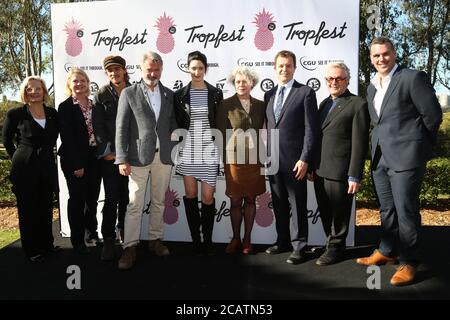 De gauche à droite : Lucy Turnbull AO, Amanda Chadwick, Brenton Thwaites, Sam Neill, Tess Haubrich, Marian Macgowan, Mark Speakman, George Miller AO et Ben Bartlett. Banque D'Images