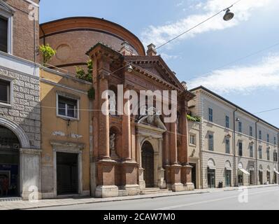 Ferrara, Italie. 6 août 2020. Vue extérieure de l'église Saint-Charles Banque D'Images