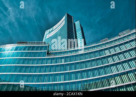 Milan, Italie 08.08.2020: Palazzo Lombardie, moderne et futuriste le Palais Lombardie est le siège principal du gouvernement de Lombardie, situé dans la Directio Banque D'Images