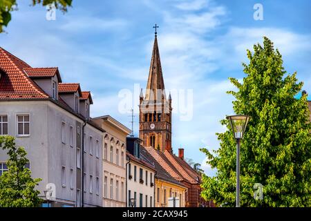 Vue sur l'Oranienburg de Saint Nicolai Kirche, Allemagne Banque D'Images