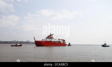 RSS Sir David Attenborough traverse River Mersey pour la première fois crédit Ian FairBrother/Alamy stock photos Banque D'Images