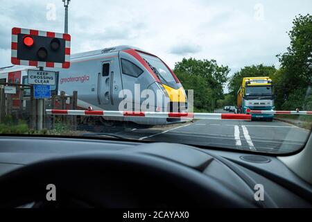 Train de voyageurs GreaterAnglia sur l'embranchement East Suffolk, Melton, Suffolk, Royaume-Uni. Banque D'Images