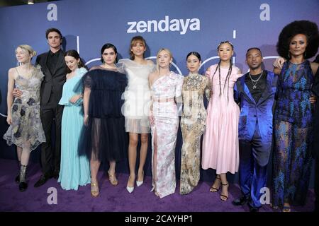 LOS ANGELES - 4 JUIN : Alexa Derie, Maude Apatow, Barbie Ferreira, Sydney Sweeney, Zendaya, Storm Reid, Hunter Schafer, Nika Williams à la première de l'euphorie d'HBO au Cinerama Dome le 4 juin 2019 à Los Angeles, CA Banque D'Images