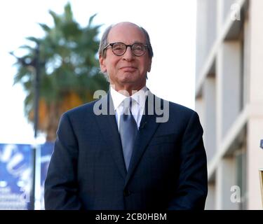 LOS ANGELES - 24 NOVEMBRE : Harry Friedman à la cérémonie des étoiles Harry Friedman sur le Hollywood Walk of Fame le 24 novembre 2019 à Los Angeles, CA Banque D'Images