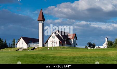 Ancienne et Nouvelle Église d'Akureyri, Akureyri, Islande, Reykholtsdalur Banque D'Images