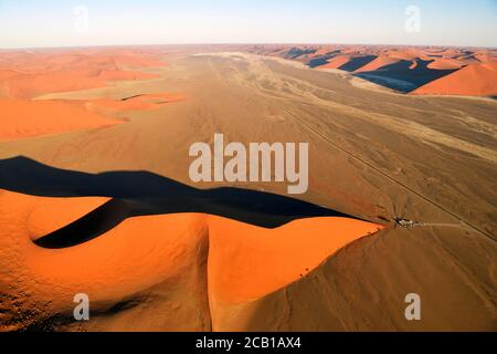 Vue aérienne, Dune 45, Sossusvlei, parc national Namib-Naukluft, Namibie Banque D'Images