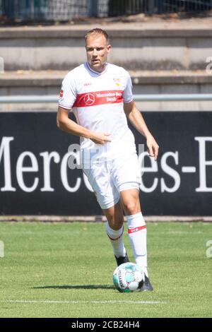 Stuttgart, Allemagne. 08 août 2020. Football: Matchs d'essais, VfB Stuttgart - SV Sandhausen, Robert-Schlienz-Stadium. Le Holger Badstube de Stuttgart joue un ballon. Credit: Sebastian Gollnow/dpa/Alay Live News Banque D'Images