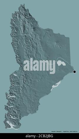 Forme de Neuquén, province d'Argentine, avec sa capitale isolée sur un fond de couleur unie. Carte d'altitude en couleur. Rendu 3D Banque D'Images