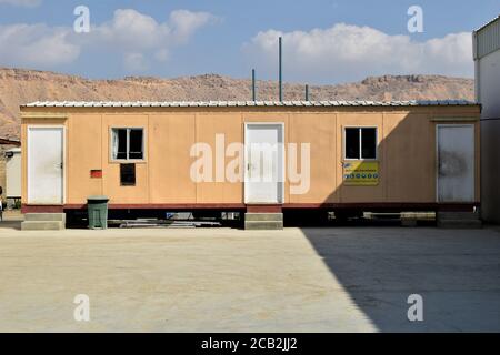 cabine. ble maison et cabines de bureau. Camp de travail. Cabine. Petites maisons temporaires : Muscat, Oman - 16-08-2020 Banque D'Images