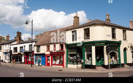 Boutiques indépendantes dans la ville cathédrale d'Ely, Cambridgeshire, Angleterre. Banque D'Images