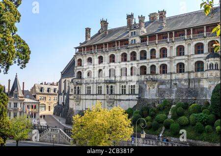 France, Loir et cher, Vallée de la Loire classée au patrimoine mondial de l'UNESCO, Blois, Château de Blois, château royal, façade des Loges dans l'aile François I // F Banque D'Images