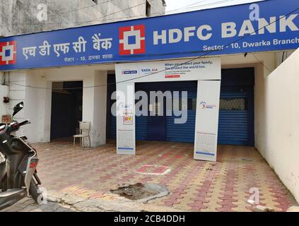 New Delhi, Inde, 2020. HDFC Bank est la plus grande entreprise privée de services bancaires et financiers indienne dont le siège social est situé à Mumbai, dans le Maharashtra Banque D'Images