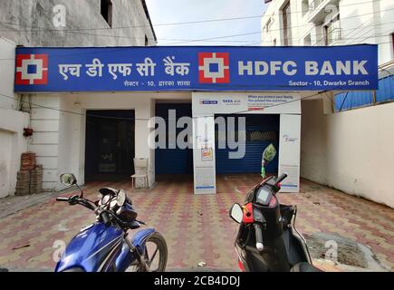 New Delhi, Inde, 2020. HDFC Bank est la plus grande entreprise privée de services bancaires et financiers indienne dont le siège social est situé à Mumbai, dans le Maharashtra Banque D'Images