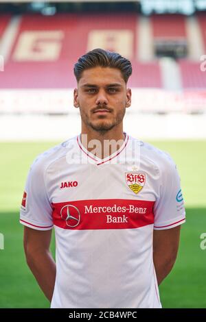 Stuttgart, Allemagne, 10 août 2020, Konstantinos MAVROPANOS, VFB 5 Lors de la VFB STUTTGART Media Day dans le 1. Ligue allemande de football, 1. Bundesliga, saison 2020/2021. © Peter Schatz / Alamy Live News Banque D'Images