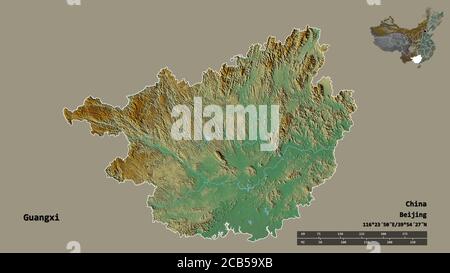 Forme de Guangxi, région autonome de Chine, avec sa capitale isolée sur fond solide. Échelle de distance, aperçu de la région et libellés. Topographique, réf Banque D'Images