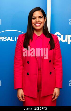 LOS ANGELES - 5 MARS : America Ferrera au « Superstore » pour votre considération événement sur le lot Universal Studios le 5 mars 2019 à Los Angeles, CA Banque D'Images