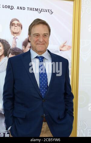 LOS ANGELES - JUL 25 : John Goodman à la première projection « The Righteous Gemstones » au Paramount Theatre le 25 juillet 2019 à Los Angeles, CA Banque D'Images