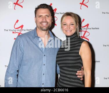 LOS ANGELES - 17 JANVIER : Joshua Morrow, Sharon case at the Young and the Restless célèbre 30 ans au numéro 1 de la ville de télévision CBS le 17 janvier 2019 à Los Angeles, CA Banque D'Images
