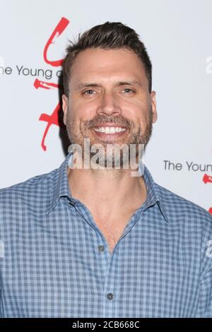 LOS ANGELES - 17 JANVIER : Joshua Morrow au Jeune et aux restless célèbre 30 ans au #1 à la ville de télévision CBS le 17 janvier 2019 à Los Angeles, CA Banque D'Images