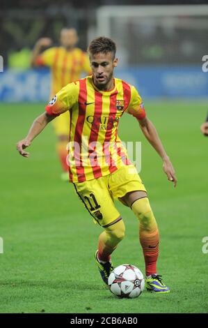 Milan, Italie , 22 OCTOBRE 2013, 'G.MEAZZA SAN SIRO' Stadium, UEFA Champions League 2013/2014, AC Milan - FC Barcelone: Neymar en action pendant le match Banque D'Images