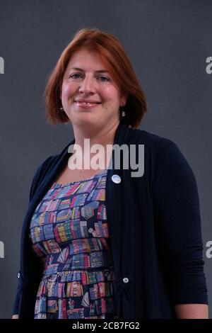 L'historien et journaliste Miranda Kaufmann assiste à un photocall pendant le Festival international du livre d'Édimbourg 2018 Banque D'Images