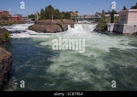 Cascades de Spokane River, Spokane WA Banque D'Images