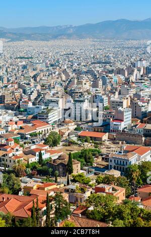 Athènes, Attique, Grèce. Vue sur Athènes depuis l'Acropole. Banque D'Images