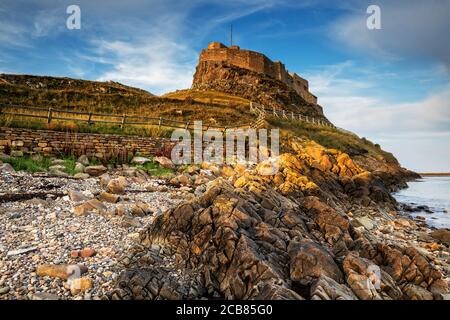 Earl Evening au château de Lindisfarne Banque D'Images