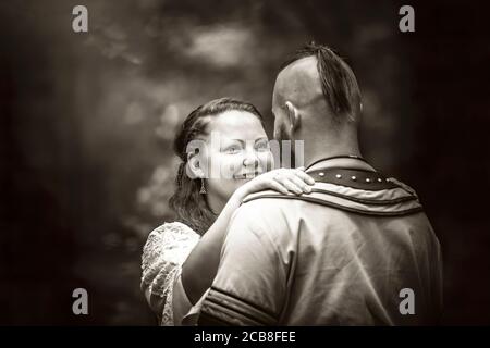 mariage viking, tournage en couple, mariage celtique, cérémonie non traditionnelle, la meilleure photo Banque D'Images