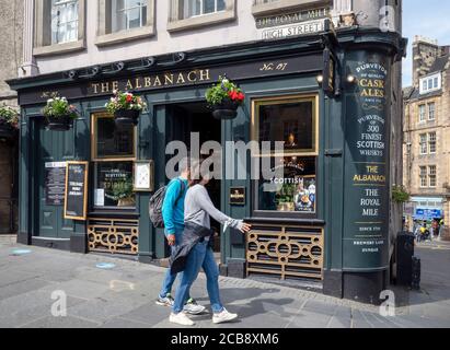 The Albanach Pub, High Street, Royal Mile, Édimbourg, Écosse, Royaume-Uni. Banque D'Images