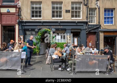 Vous pourrez manger à l'extérieur de la Trattoria de Gordon, sur le Royal Mile, à Édimbourg, en Écosse, au Royaume-Uni. Banque D'Images