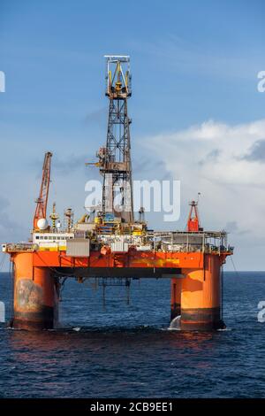 MER DU NORD NORVÈGE - 2015 MAI 17. L'engin de forage semi-submersible Transocean Winner en mer du Nord Banque D'Images