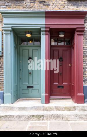 Détail de la porte, architecture géorgienne historique restaurée dans la rue Princelet et Wilkes Street, Spitalfields, E1, est de Londres, Angleterre, Royaume-Uni Banque D'Images