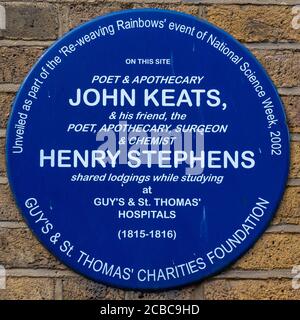 Memorial à John Keats, poète et Henry 'Inky' Stephens, chirurgien qui, en tant qu'étudiants à l'hôpital Guys (1815), a partagé des logements à St Thomas, Southwark Banque D'Images