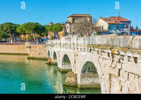 Ancien pont de Tibère à Rimini, Italie Banque D'Images