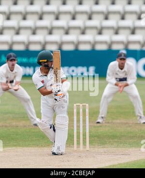 Le Brett d'oliveira de Worcestershire battant dans un match de Bob Willis Trophy Entre Worcestershire et Glamourgan Banque D'Images